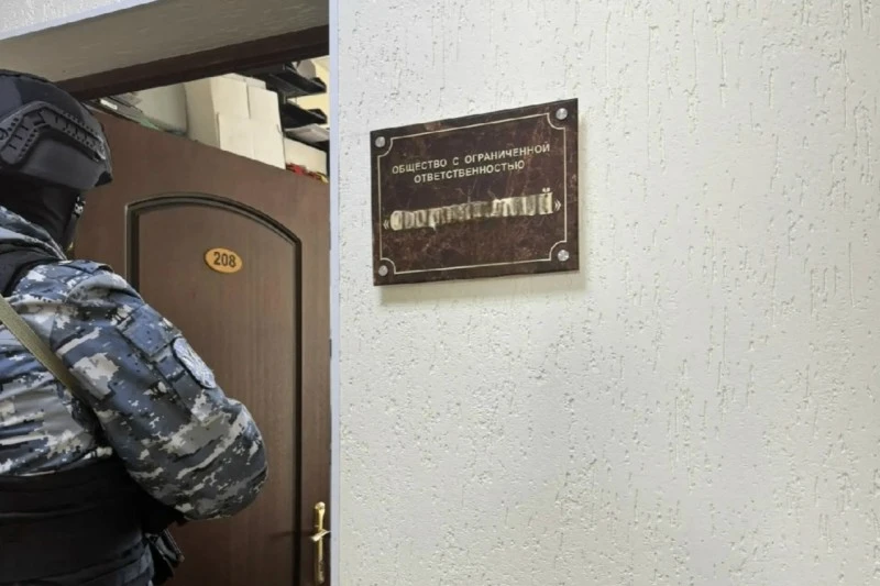 В СЫКТЫВКАРЕ В ОТНОШЕНИИ ДИРЕКТОРА СТРОИТЕЛЬНОЙ КОМПАНИИ ВОЗБУЖДЕНО УГОЛОВНОЕ ДЕЛО  Ведущий дознават