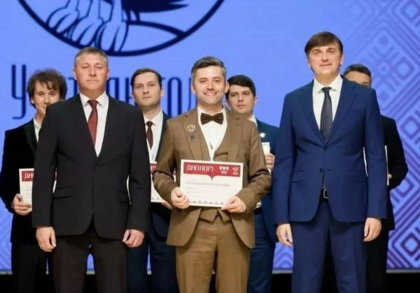 Учителем года стал преподаватель информатики