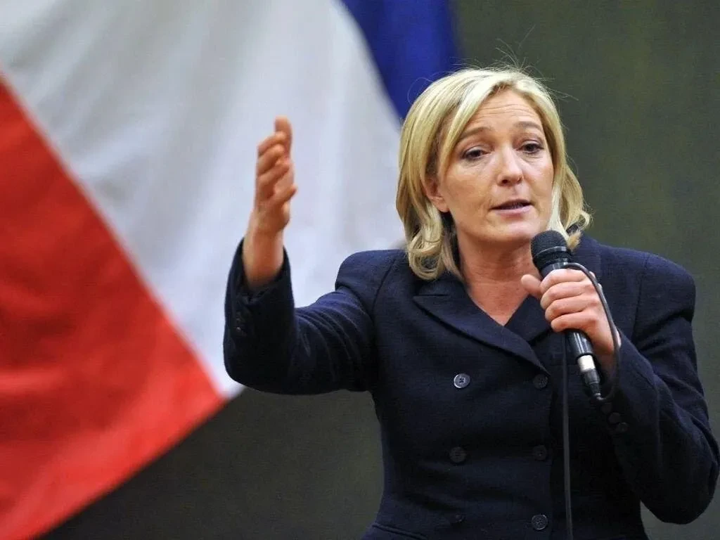 🇫🇷Марин Ле Пен намерена прекратить финансовую поддержку Украины в случае победы на пр...