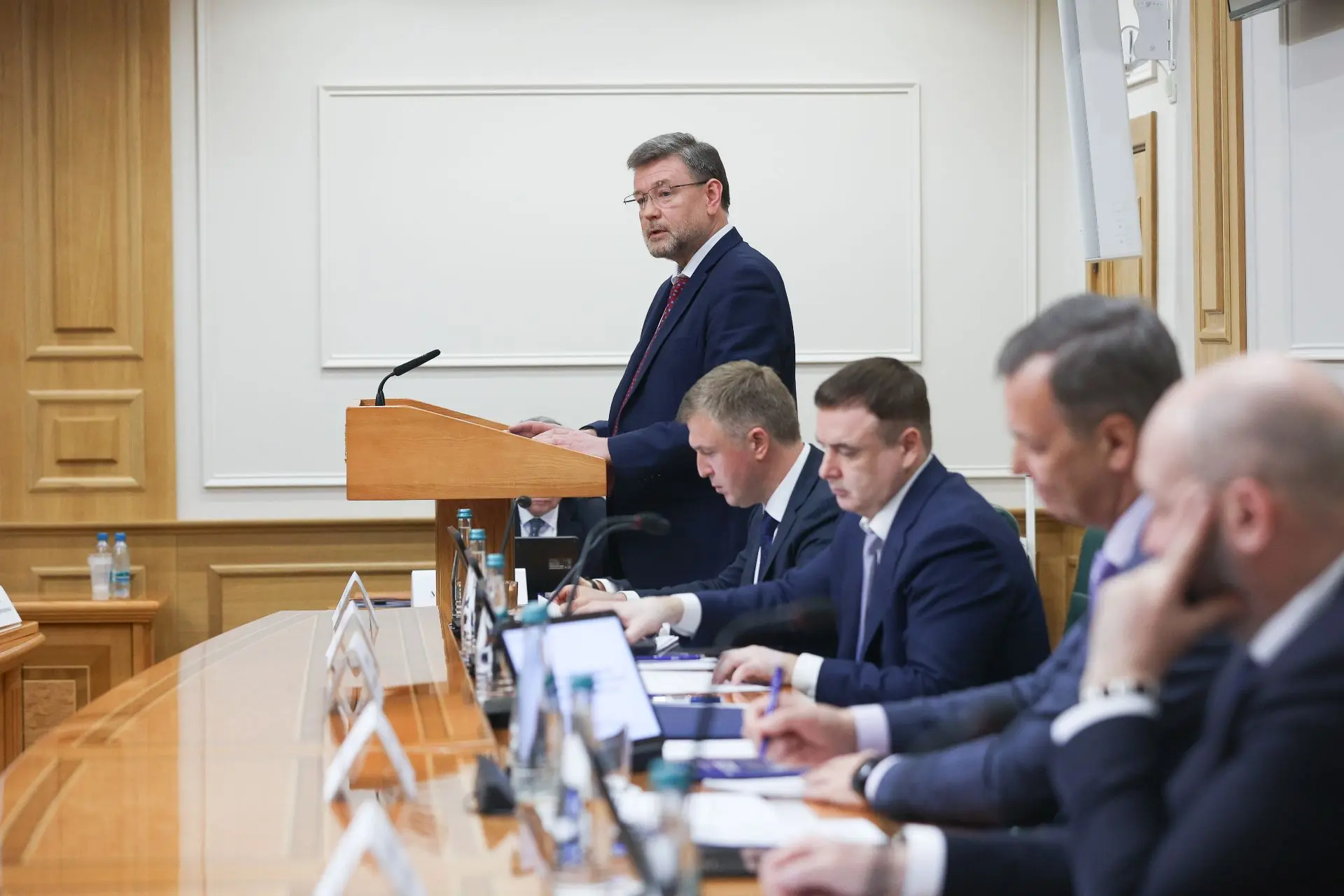 Сегодня в Совете Федерации прошел по-настоящему насыщенный день. В центре внимания — те...