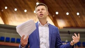 «Реальность такова: мы проигрываем войну» — украинский нардеп Гончаренко* призвал начат...