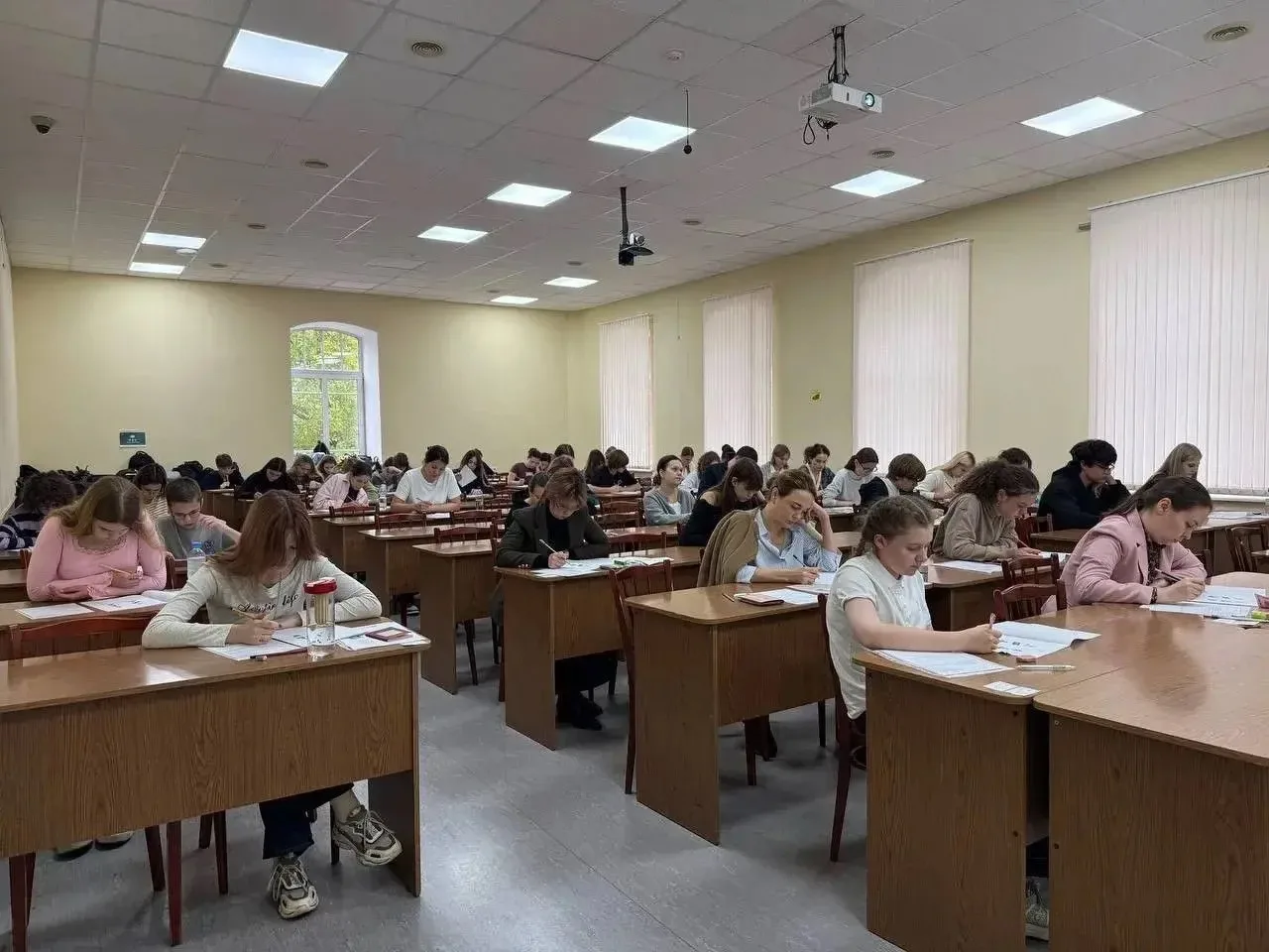 🧑‍🏫 HSK 2.0 — всё
