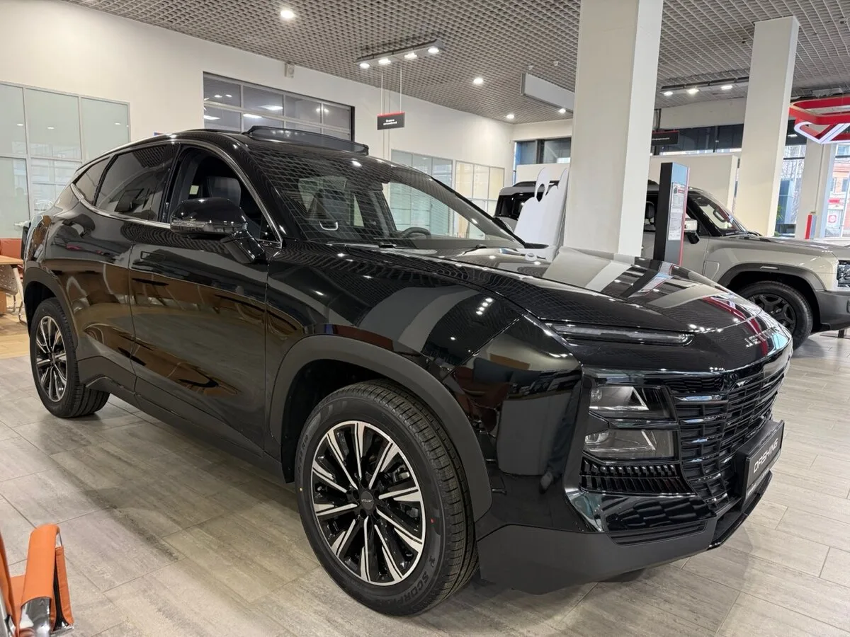Выгода до 685 000 ₽ на JETOUR DASHING. Звоните!