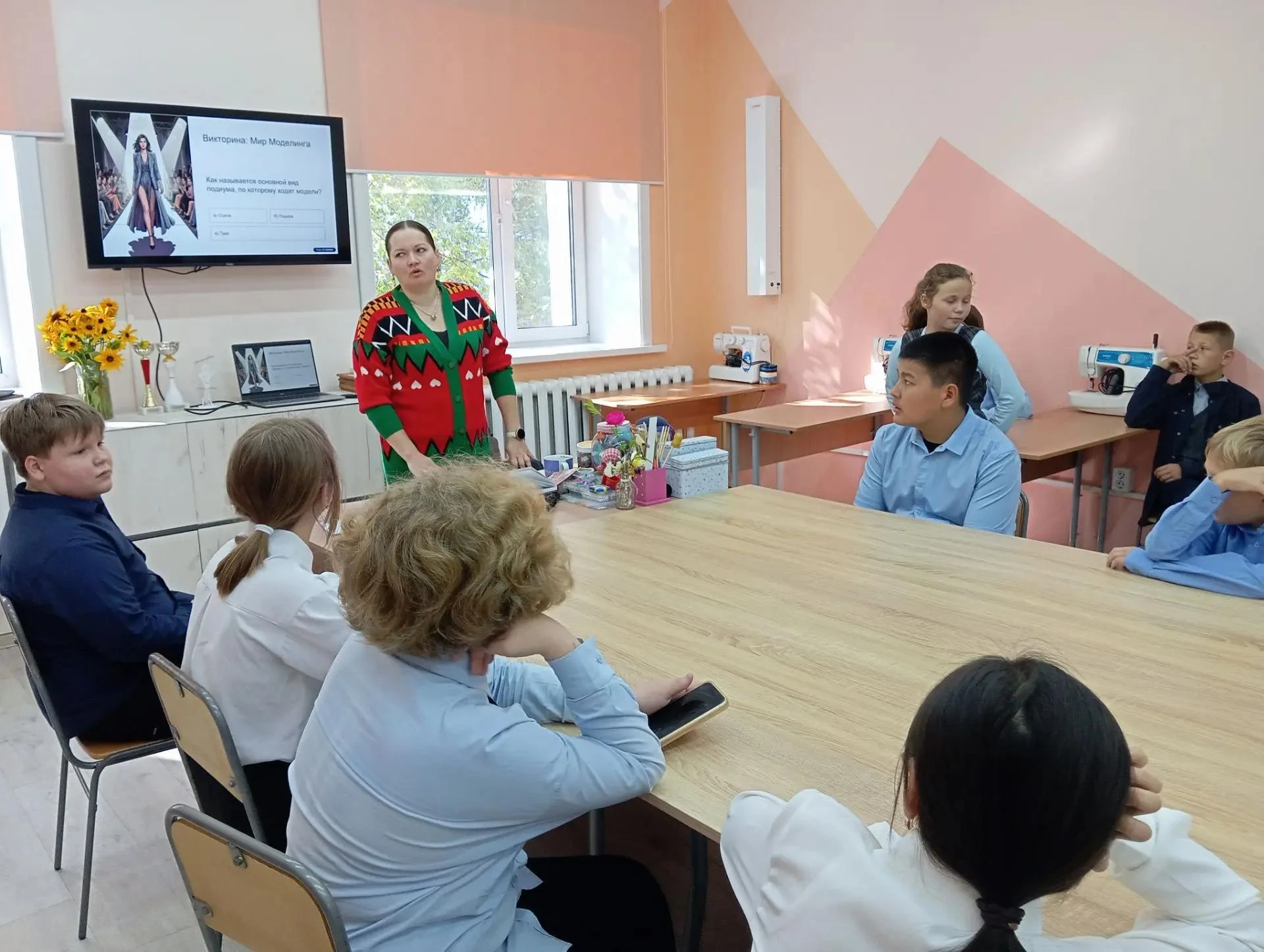 От иголки до поварского колпака: наши ученики погрузились в мир творчества на Дне откры...