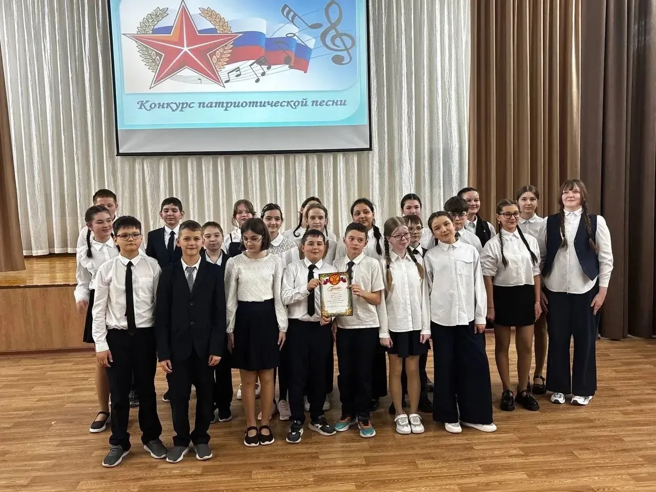 Битва хоров продолжается! 🎤🇷🇺  Вторая часть конкурса получилась по-особенному глубокой и творческой.