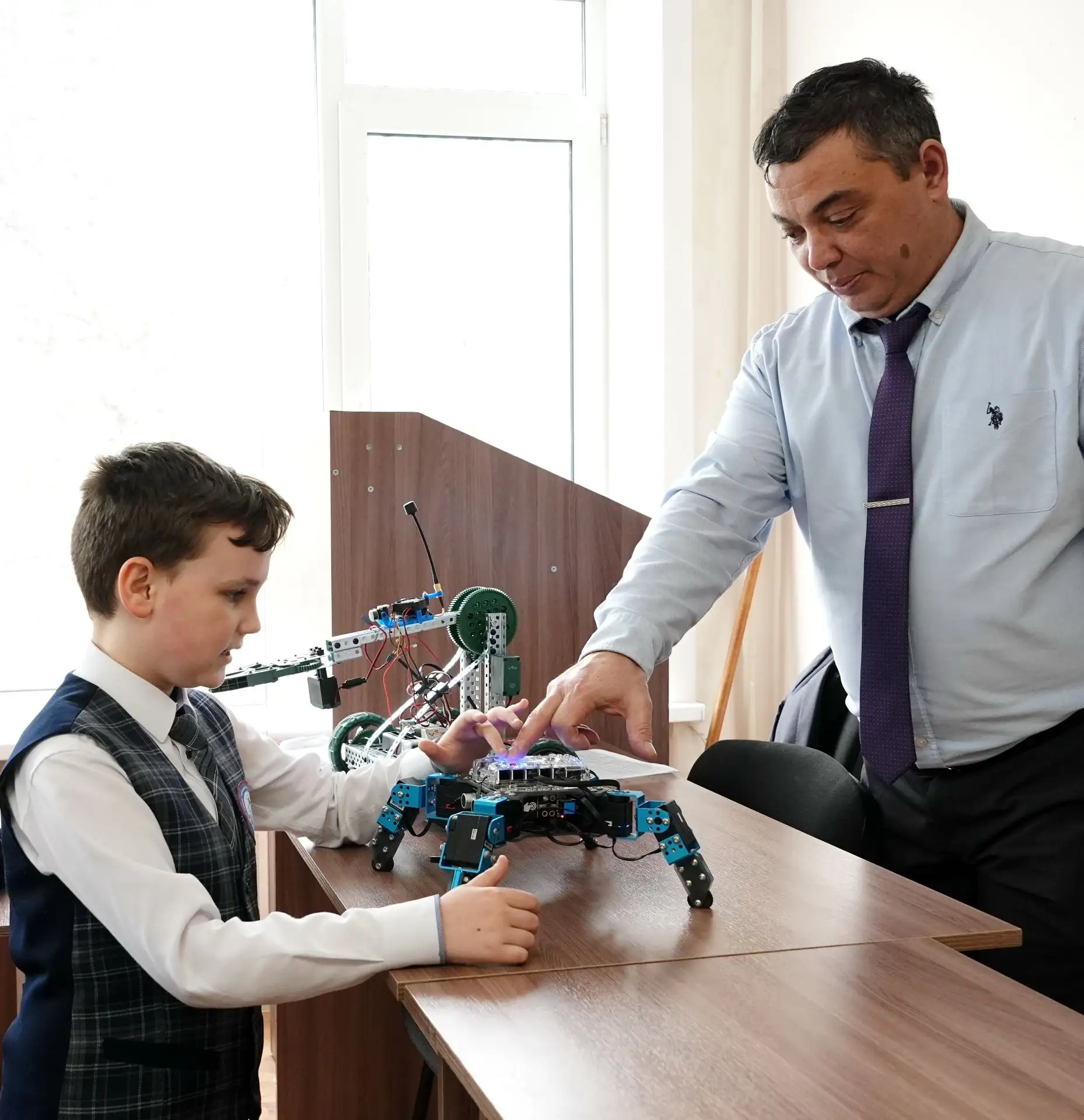 Мастер-классы с участием воспитанников Инженерных классов имени Февзи Якубова дали стар...