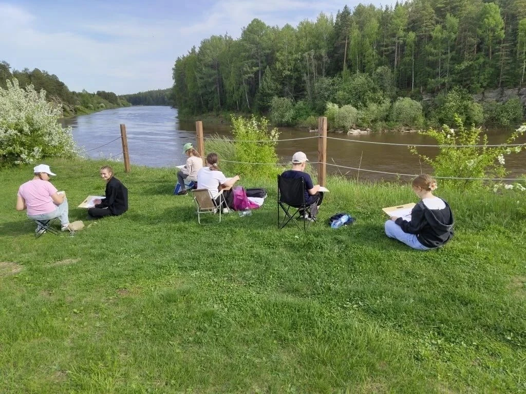 ПЛЕНЭР В ЯБЛОНЕВОМ САДУ