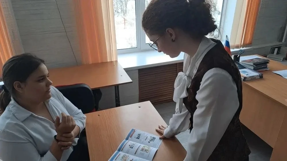🎓 Профориентация в действии: встреча с будущими педагогами!  В школе с. Марьевка яйского района сост