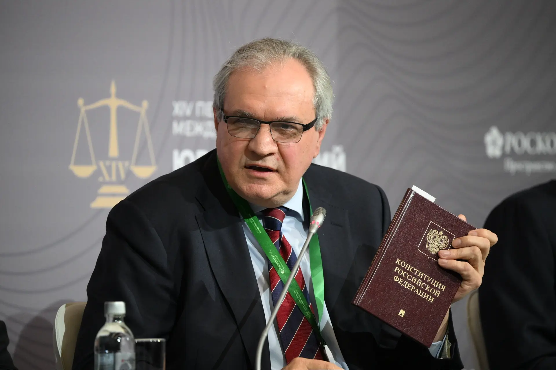 🎙 Валерий Фадеев, советник Президента РФ, научный руководитель ИНиСО РГГУ, на секции «...