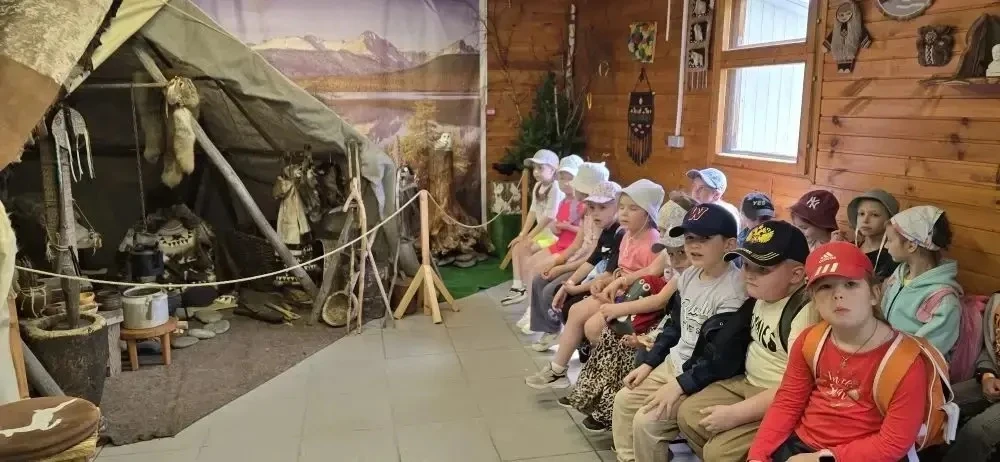 ВЫХОДНЫЕ С ПОЛЬЗОЙ  📍 На выходных воспитанники нашей образовательной площадки «Колокольчик» отправил