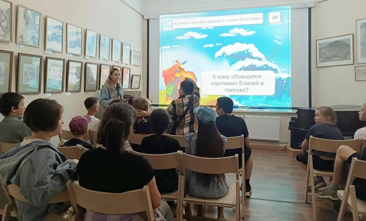 Литературный квиз «Что за прелесть эти сказки»

В Литературно-художественном музее г. Старый Крым 4 