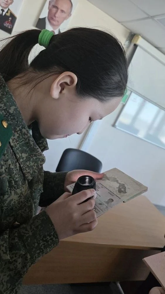Сегодня ученики 6 "К" класса посетили Международный аэропорт Новосибирска «Толмачёво».   Ребята смог