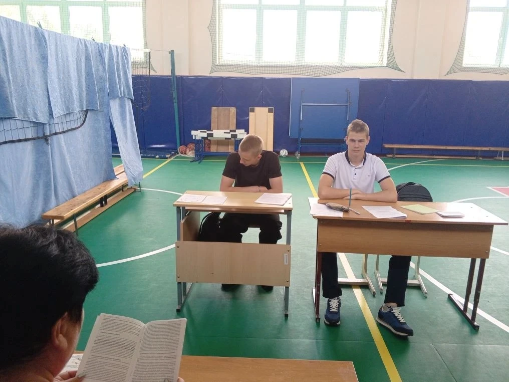 С учащимися 11 класса проведена очередная беседа по антивербовке
