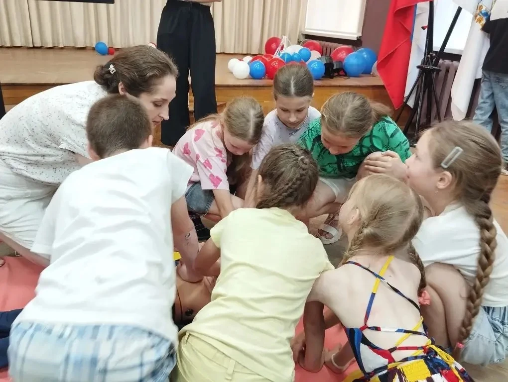 🎉 Сегодня в лагере «Радуга» был невероятно насыщенный день! 🎉

Ребята с азартом сразились в турнир
