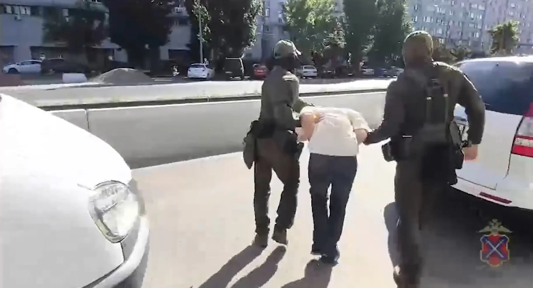 Бывшего профессора Волгоградского государственного университета, юриста Романа Мельниче...