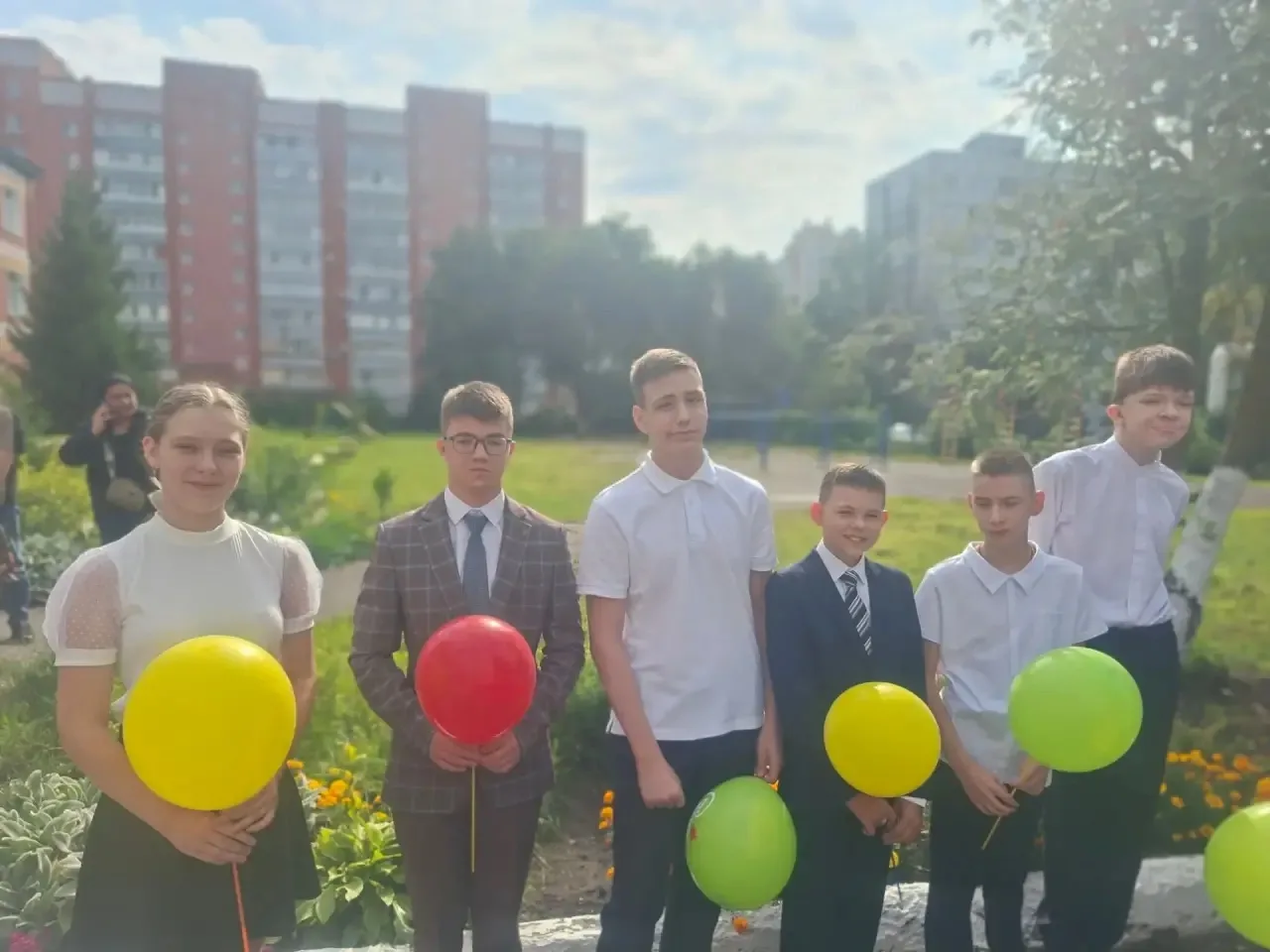 Первого сентября для шестиклассников наступил долгожданный день — начало нового учебног...