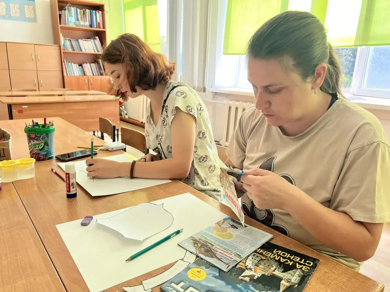 🏡✨ Семейный мастер-класс «Герб моей семьи» прошел в теплой и творческой атмосфере в первичном отдел