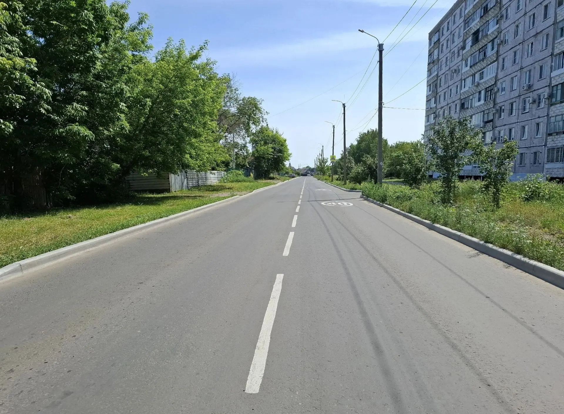Недопустимая ситуация сложилась на участке ул. Сусанина, примыкающей к ул. Лазо. В этом...