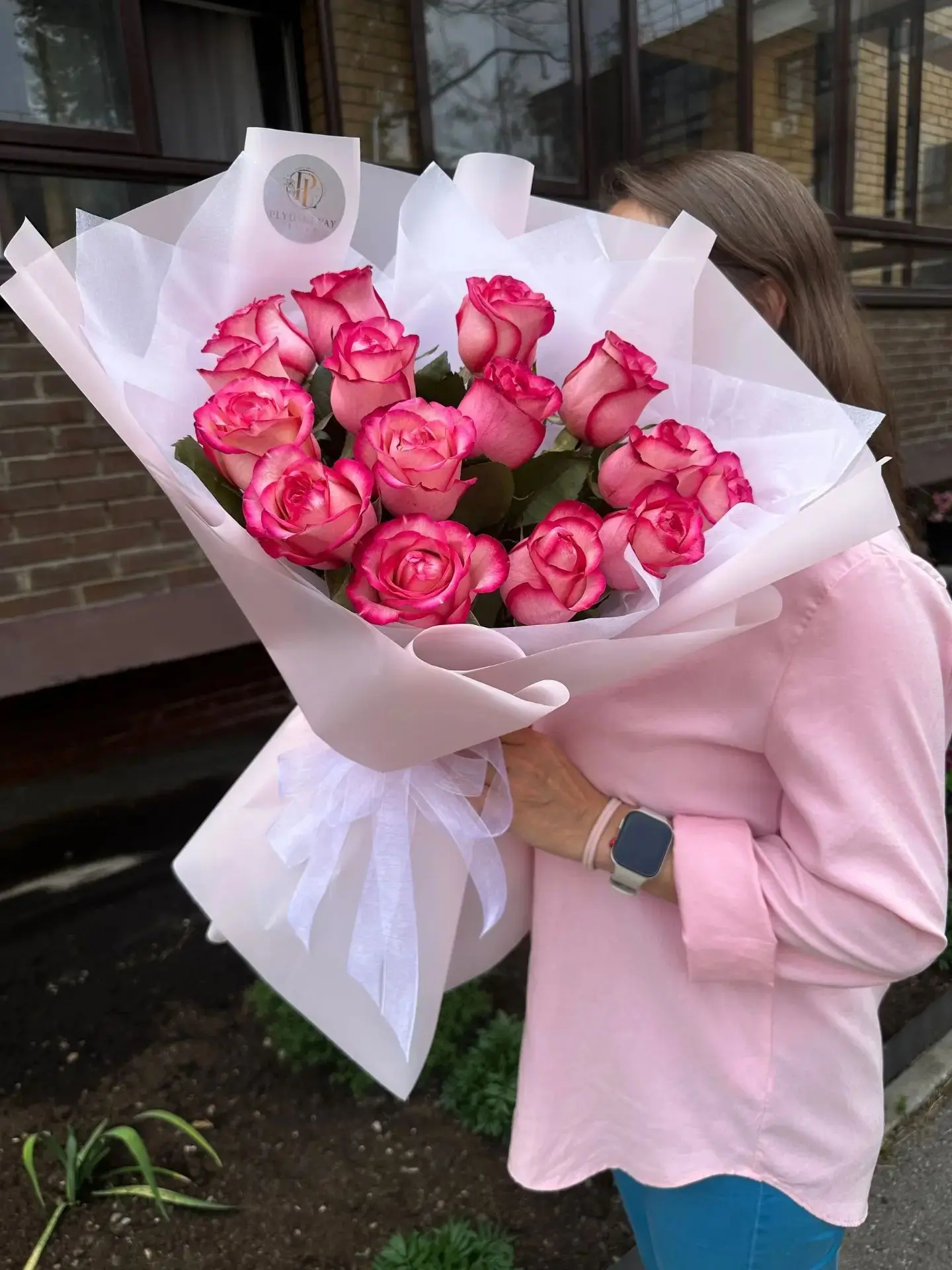 Роза Эквадор💐 15 штук😍
Крупный бутон, всего за 4’500 рублей, оформление в подарок 🎁 
Заказать Плю