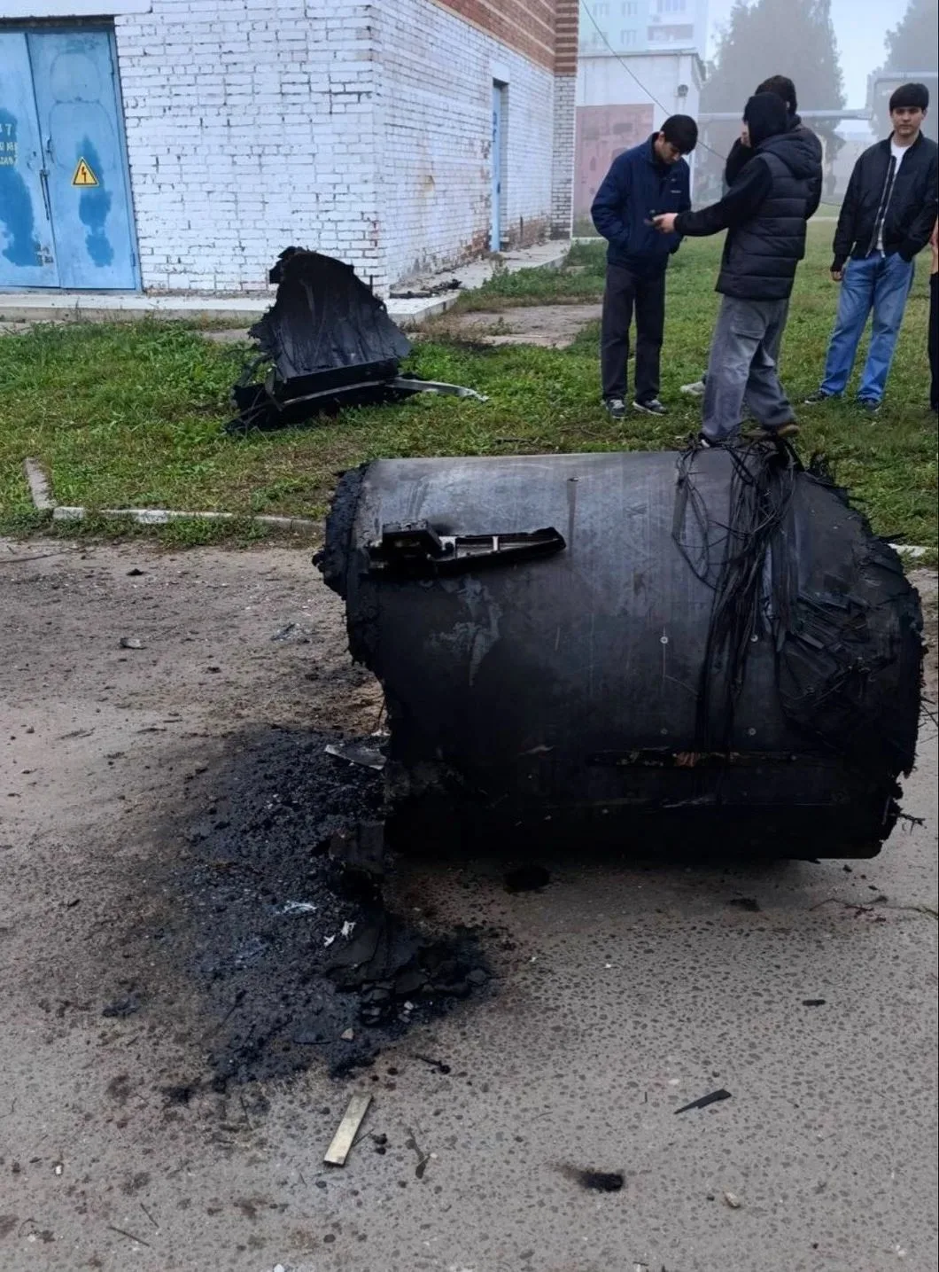 Обломки от ракеты «Фламинго» в Московской области.
