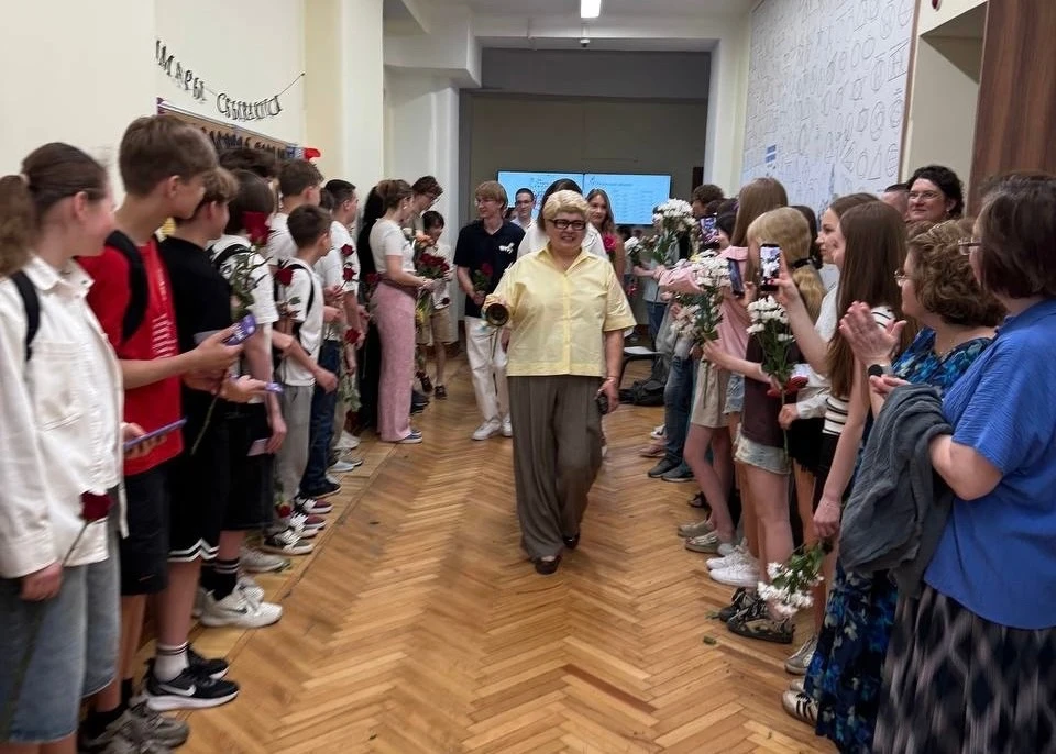 🔔 В Пятьдесят седьмой прозвенел Последний звонок для выпускников 2026 года   ⭐️ Праздничные события 