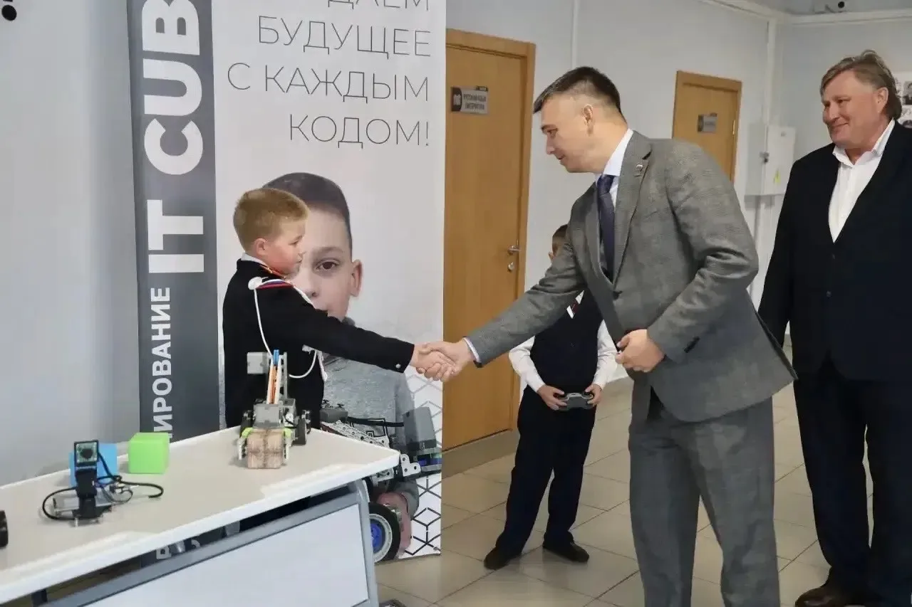 Дмитрий Захаров: