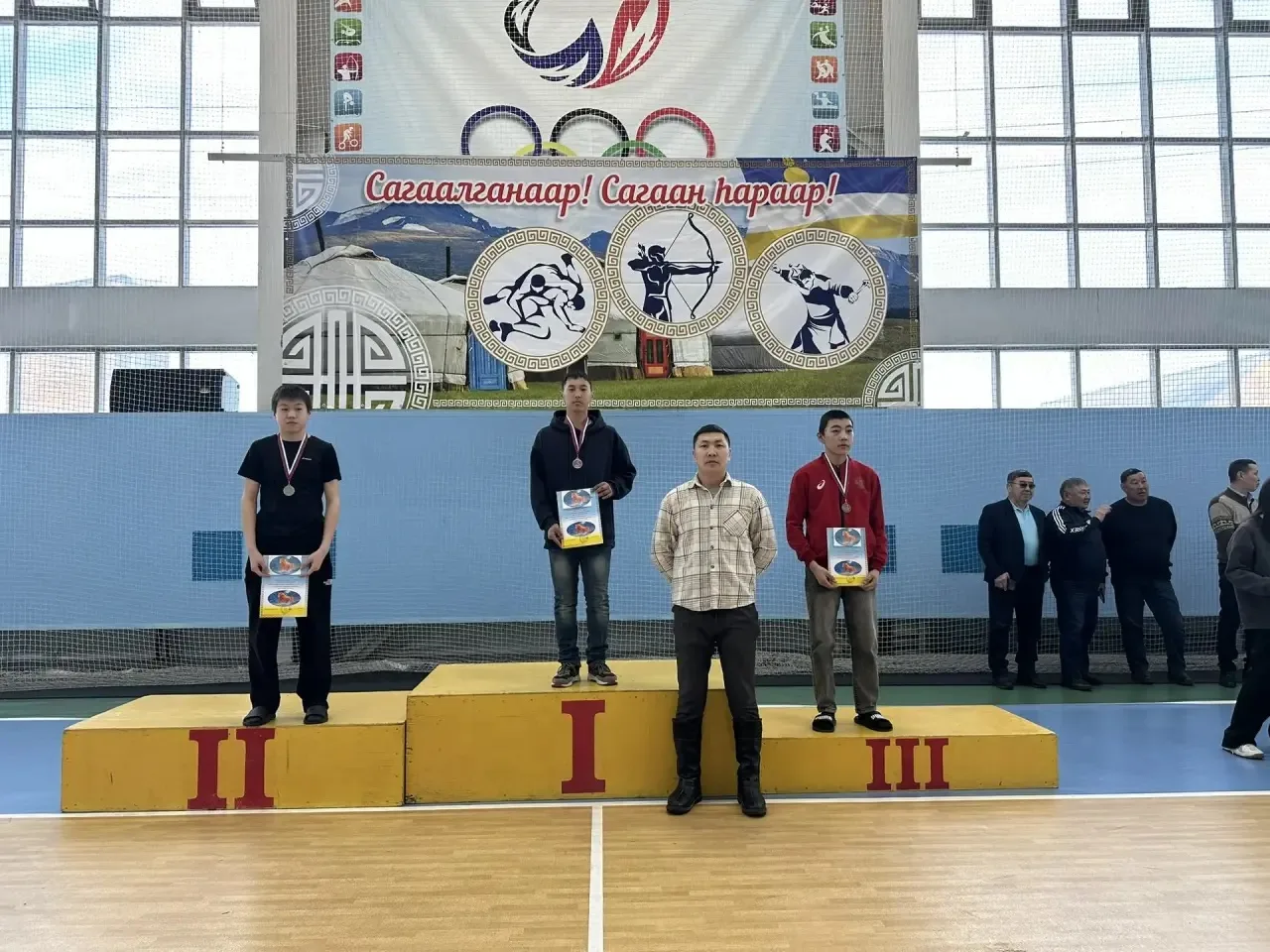 В физкультурно-спортивном комплексе завершились традиционные соревнования районного спортивного праз