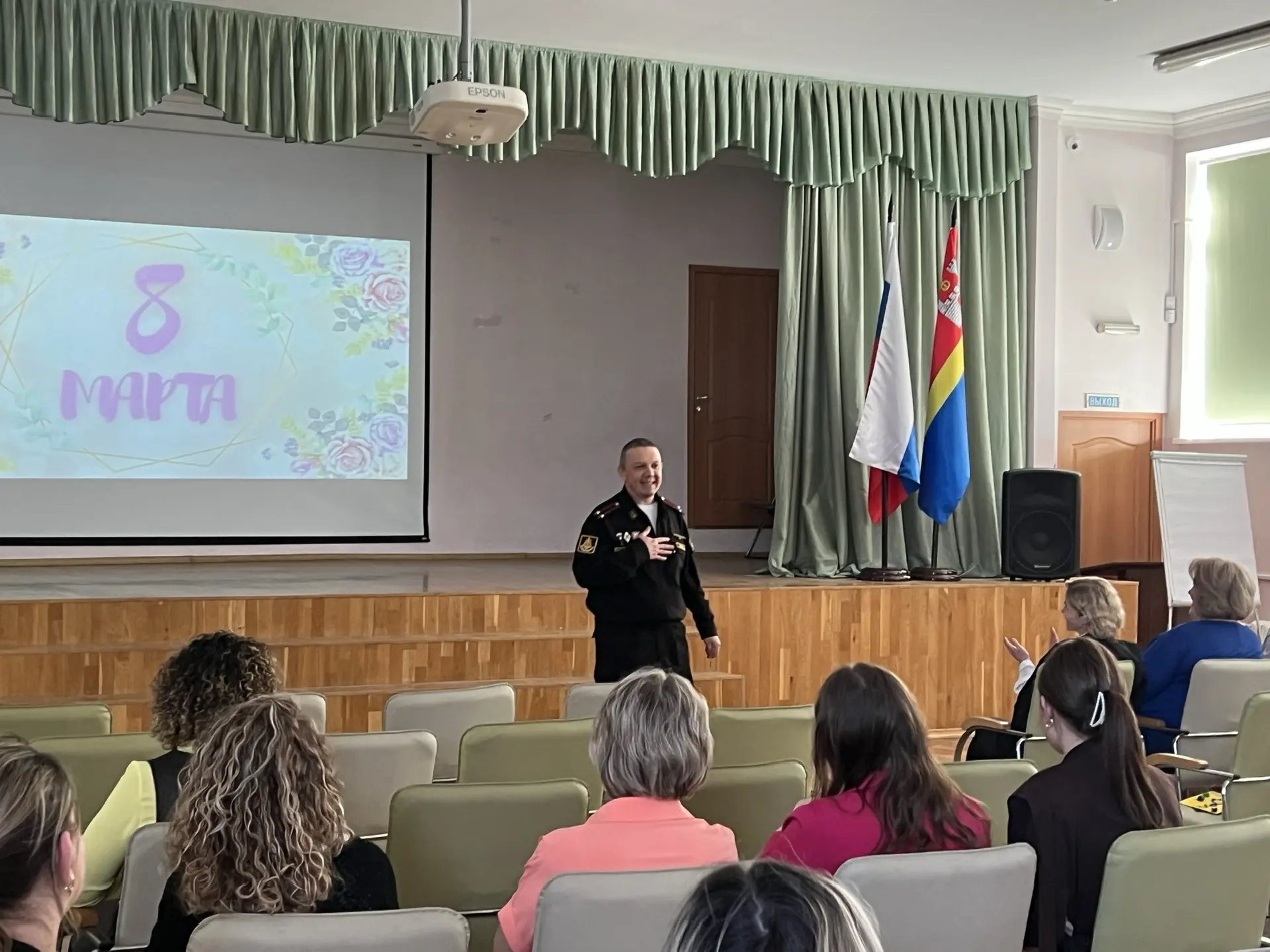 🎉🌸 Школьный концерт к 8 марта! 🌸🎉  Дорогие друзья!   6 марта в нашей школе прошел замечательный конц