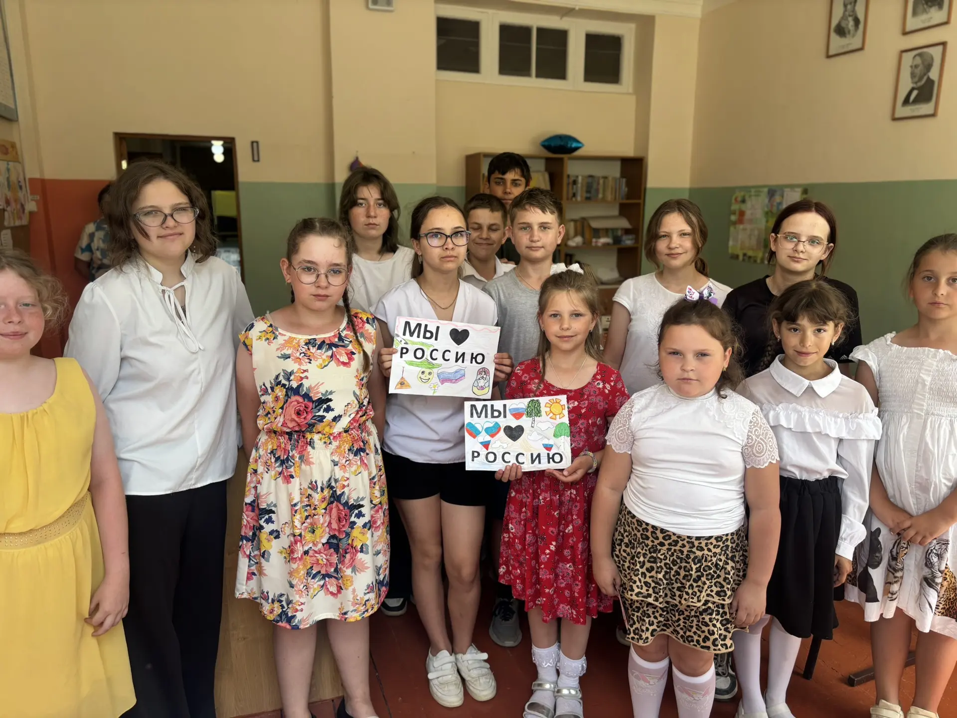 День 🔟 «Широка страна моя родная»🇷🇺❤️

Для наших ребят прошли праздничные мероприятия, посвященны