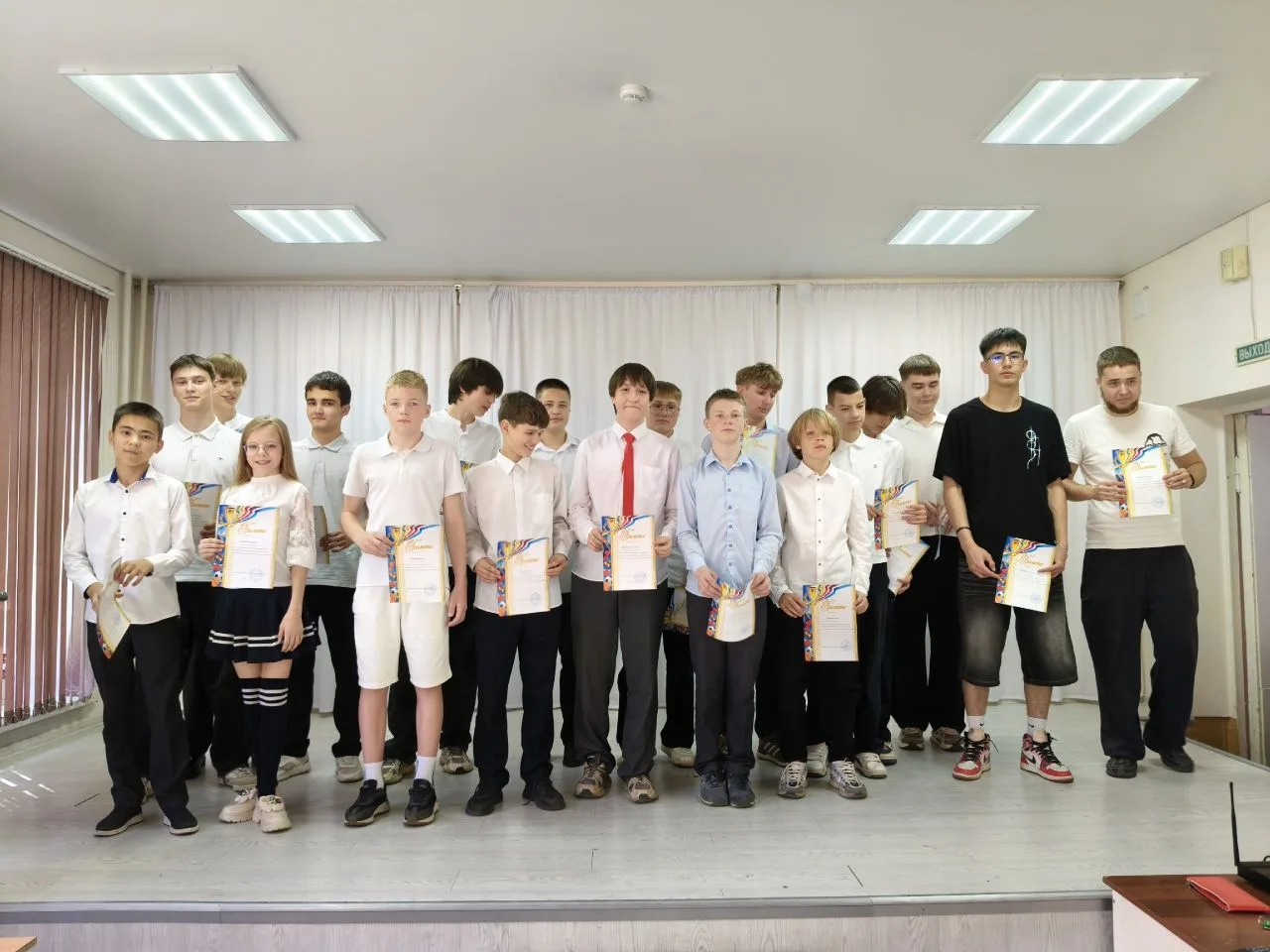 🎉 Сегодня в гимназии прошёл настоящий праздник — День Ученика! 🏫  👍Ученики стали главными героями дн