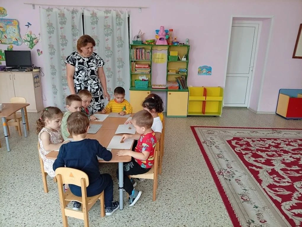 25 мая в МДОУ "Казачинский детский сад" согласно календарно-тематическому планированию ...