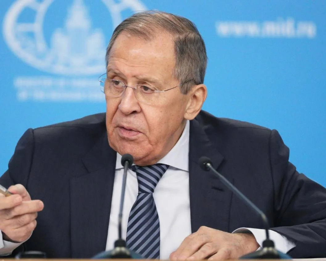 Россия считает предпочтительным достижение целей СВО дипломатическим путем, заявил Сергей Лавров

Та