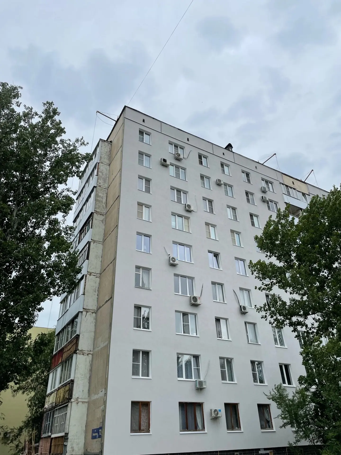 Второй квартал заметно преображается 🤩

Фасады домов становятся ярче! Обновленные здания уже меняют