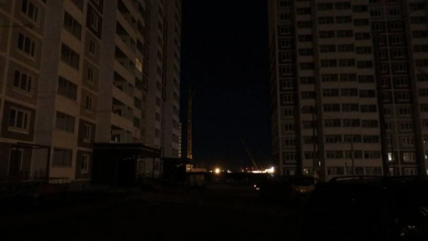 Сегодня ночью в шести районах Петрозаводска будут проводиться работы по восстановлению электроснабже