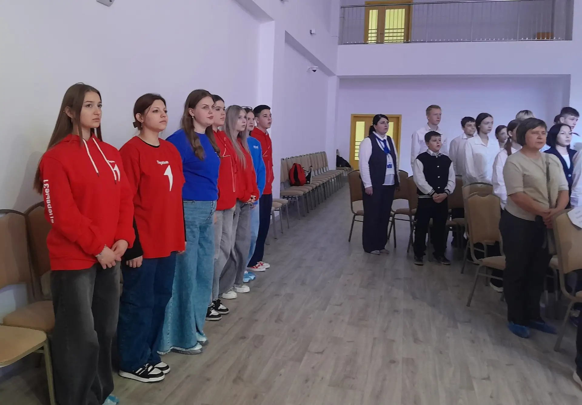 🇷🇺Из рук в руки: первый паспорт в День Конституции🇷🇺  12 декабря торжественное вручение паспортов на