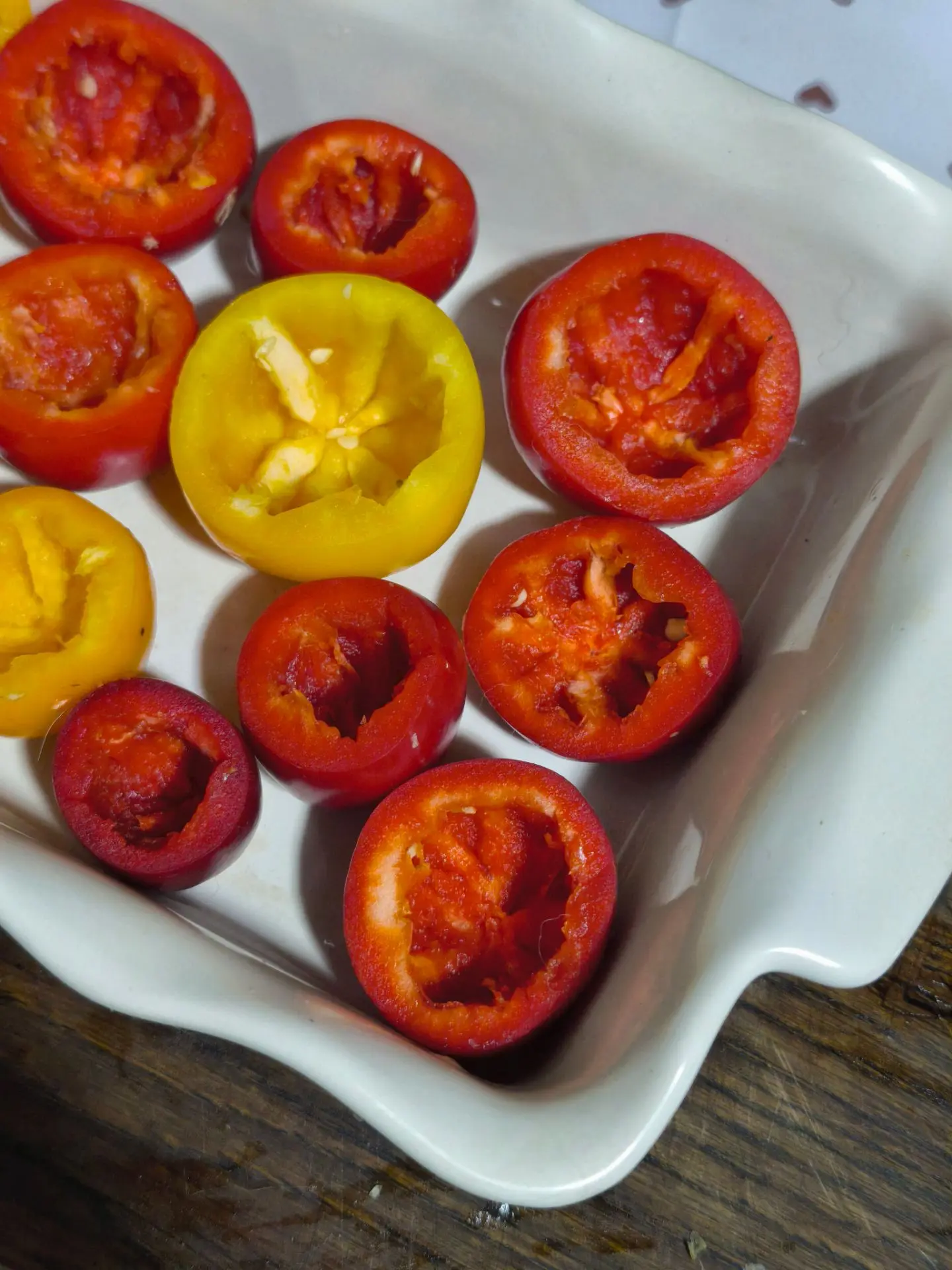 А готового блюда фото нет 🤦 телефон глюканул.. Но получилось вкусно - в начинке курица...