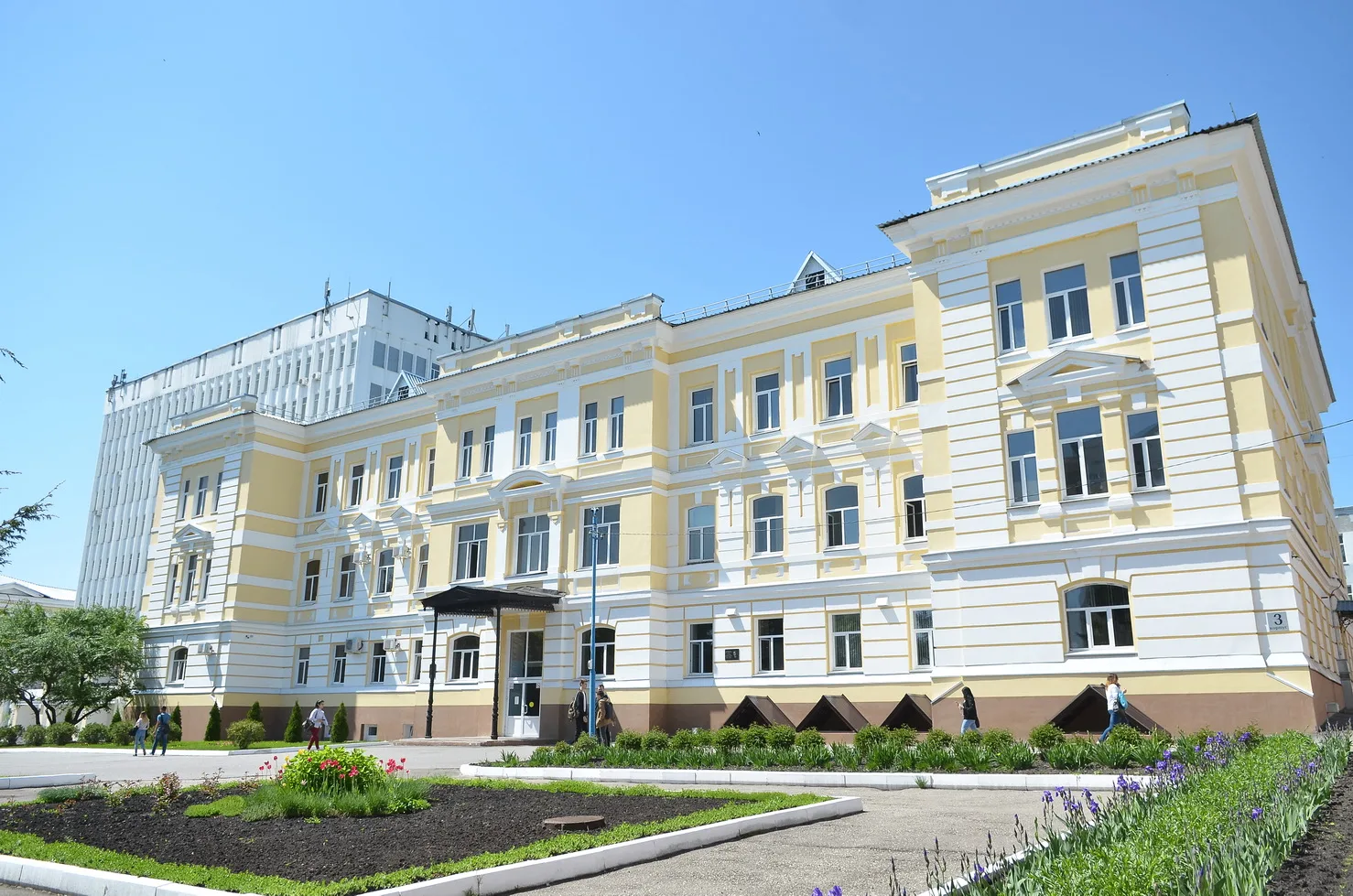 В ближайшее время Минобрнауки РФ озвучит имя исполняющего обязанности ректора ПГУ. Мы уже писали, чт