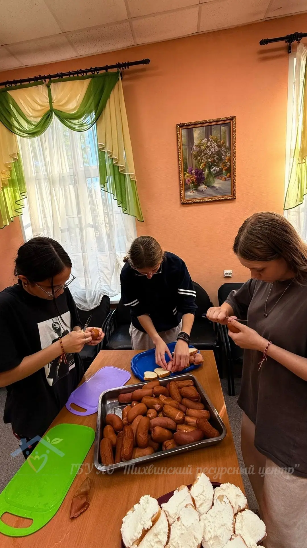 Вечерник по-пушкински: бутерброды, чай и хорошая компания.
В ДТС «Пушкинский» прошел не просто кулин