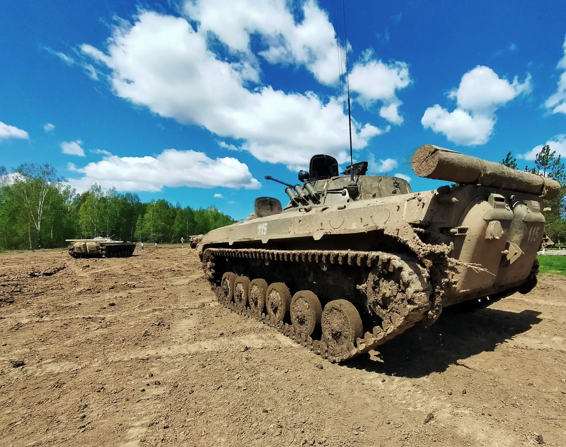 ⚡ Военнослужащие мотострелкового соединения ВВО выполнили плановые упражнения по вожден...