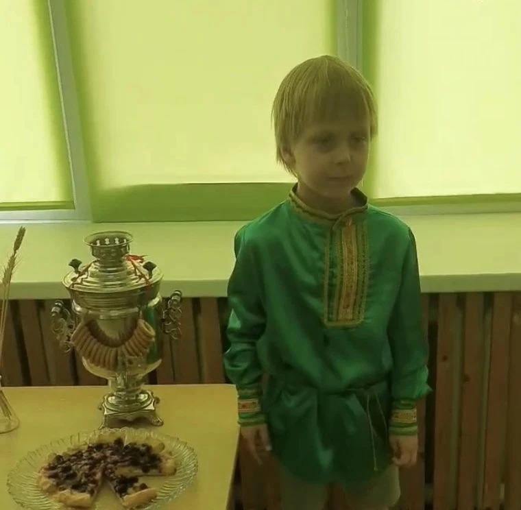 В старшей группе  царила настоящая сладкая сказка! В честь Дня сладкоежек ребята превра...