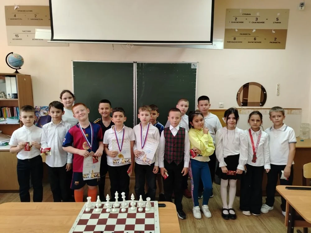 ♟️ Итоги школьного турнира по шахматам!
18 мая в лицее состоялся итоговый турнир по шахматам среди у