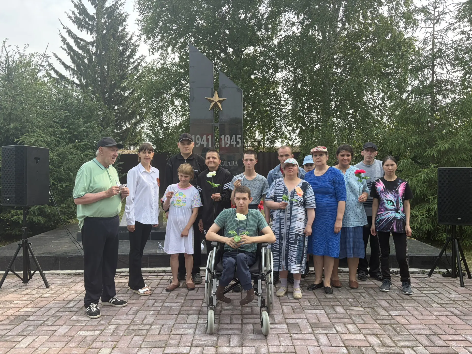 22 июня — одна из самых трагических дат в истории нашей страны. В этот день мы собрались у обелиска,