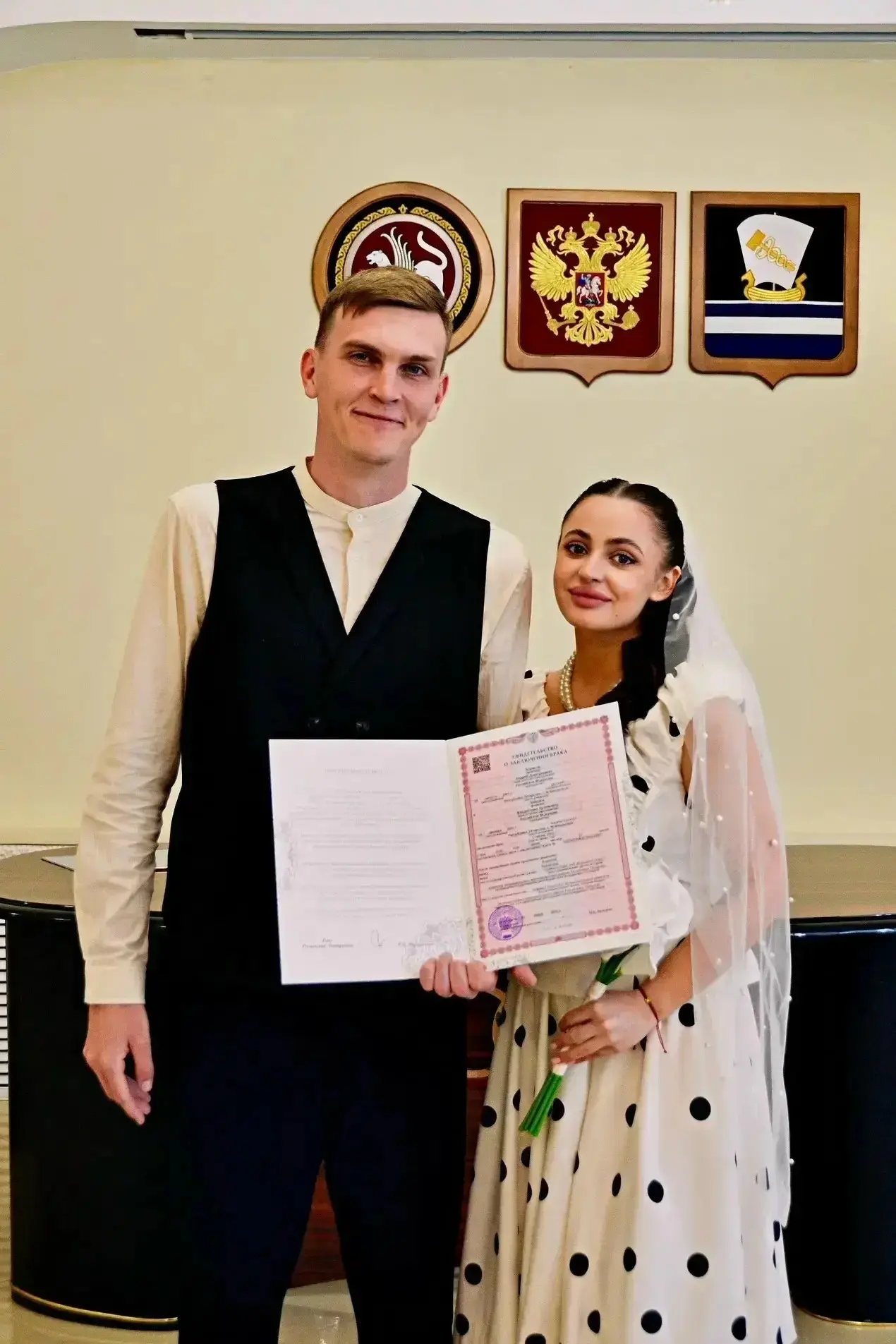 🤵‍♂️👰‍♀️ 1️⃣3️⃣ июня в Зеленодольском отделе ЗАГС связали себя узами брака 8 влюблённых пар.

💐 У