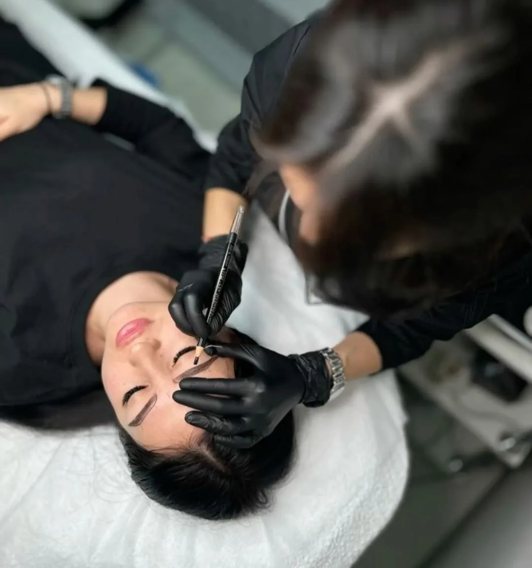 Требуется Brow-мастер в салон красоты (Beauty-сегмент)