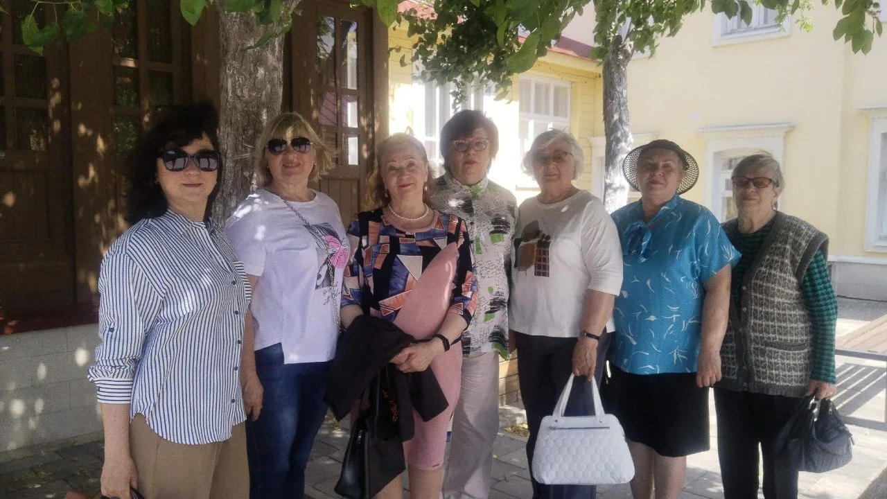 Экскурсия в музей Ростроповичей🌷🌷🌷

В Оренбурге получатели социальных услуг Комплексного центра