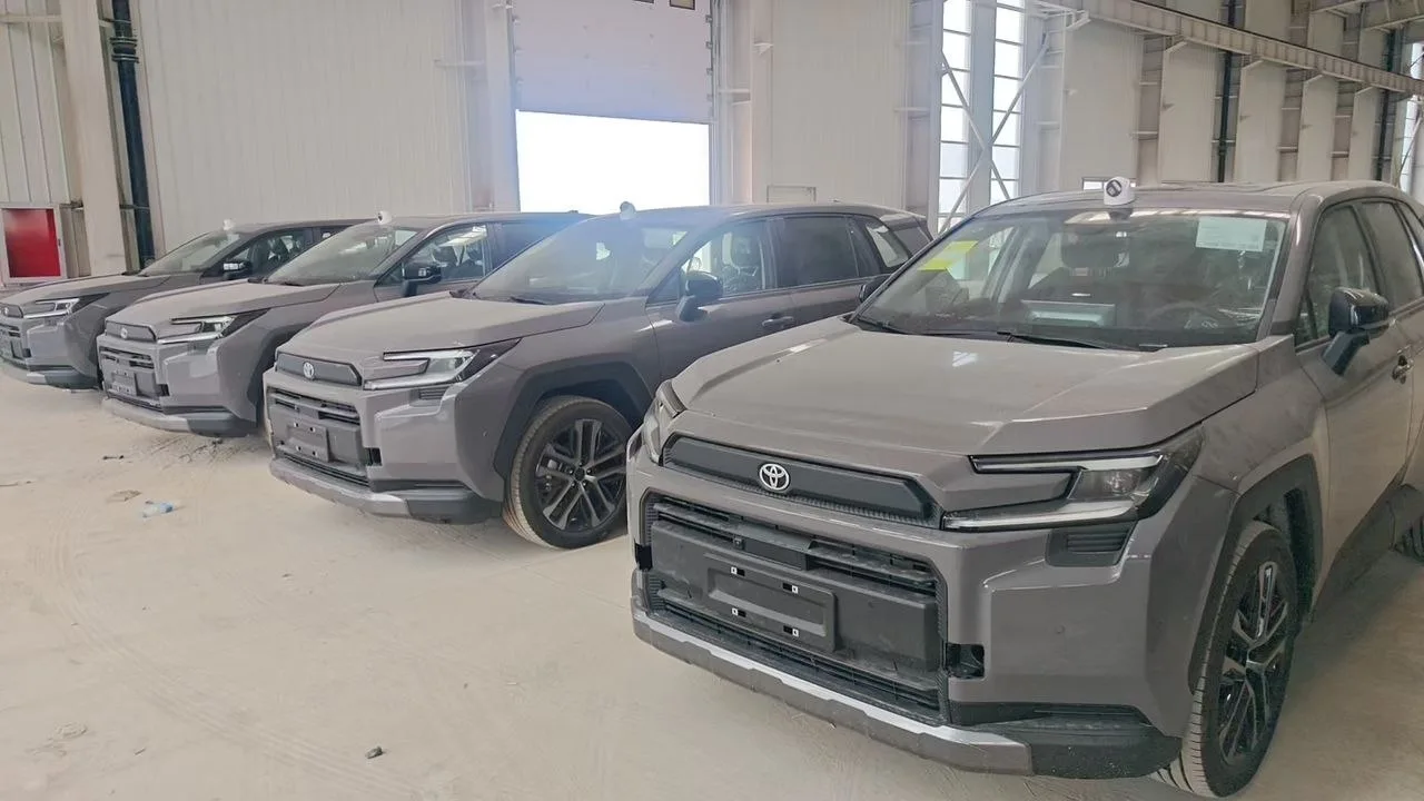 🇨🇳 Toyota  Rav 4 доступен к заказу из Китая