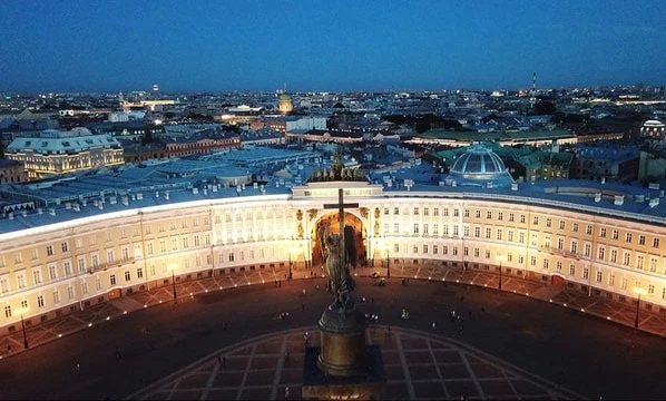 С Днём города, Петербург!  Для меня этот город родной по факту рождения и по внутреннему ощущению. З