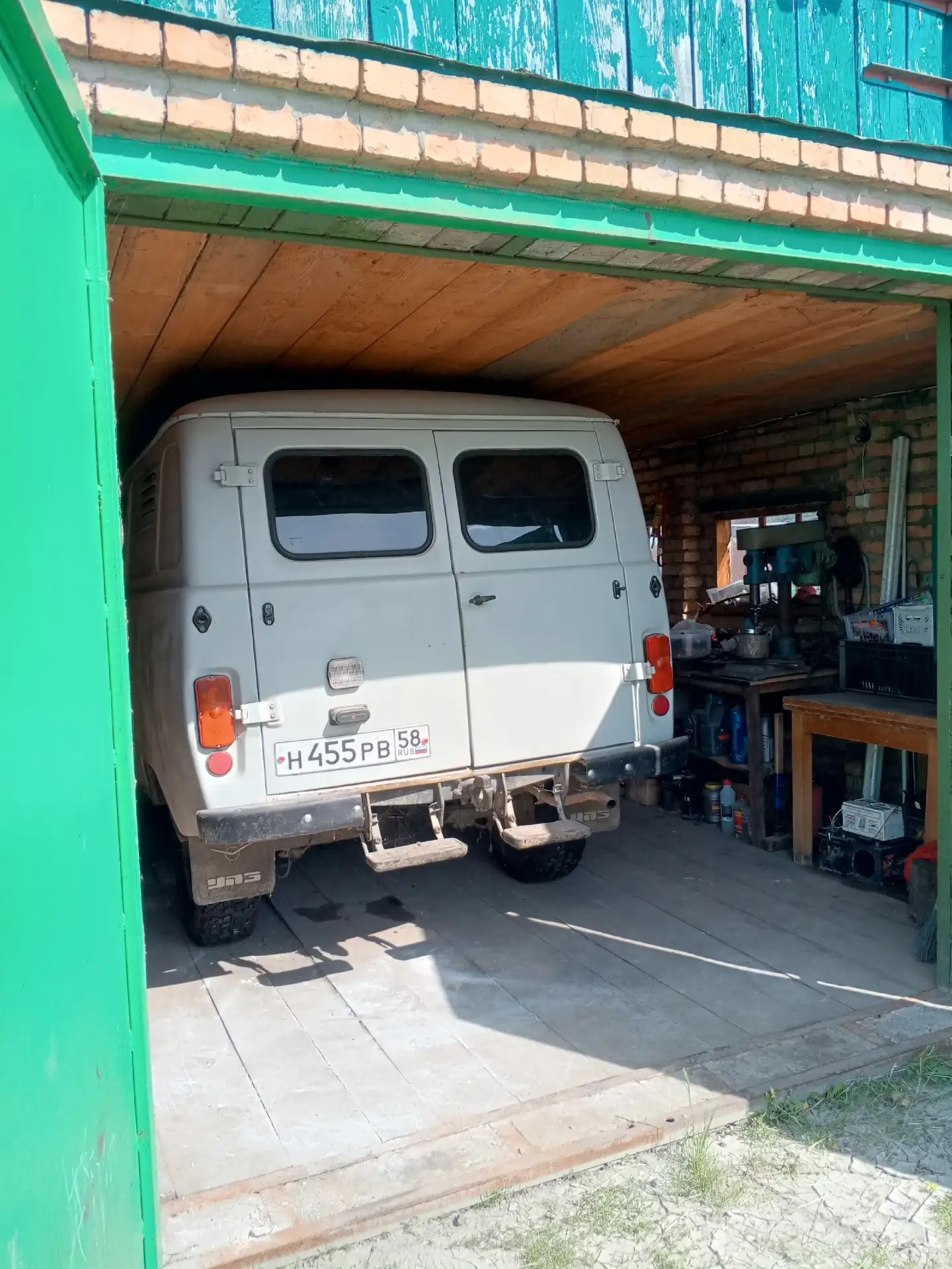 Продам автомобиль УАЗ
Обращаться по номеру 89648723211