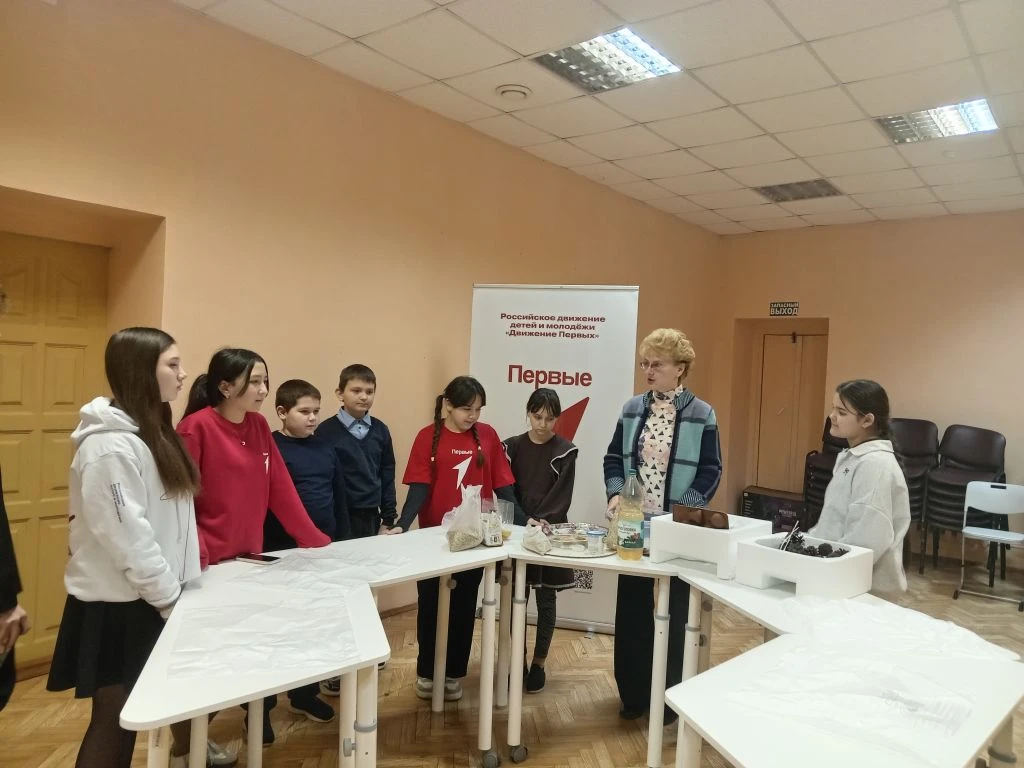 ✅13 февраля в стенах нашей школы прошёл увлекательный мастер-класс по изготовлению экол...