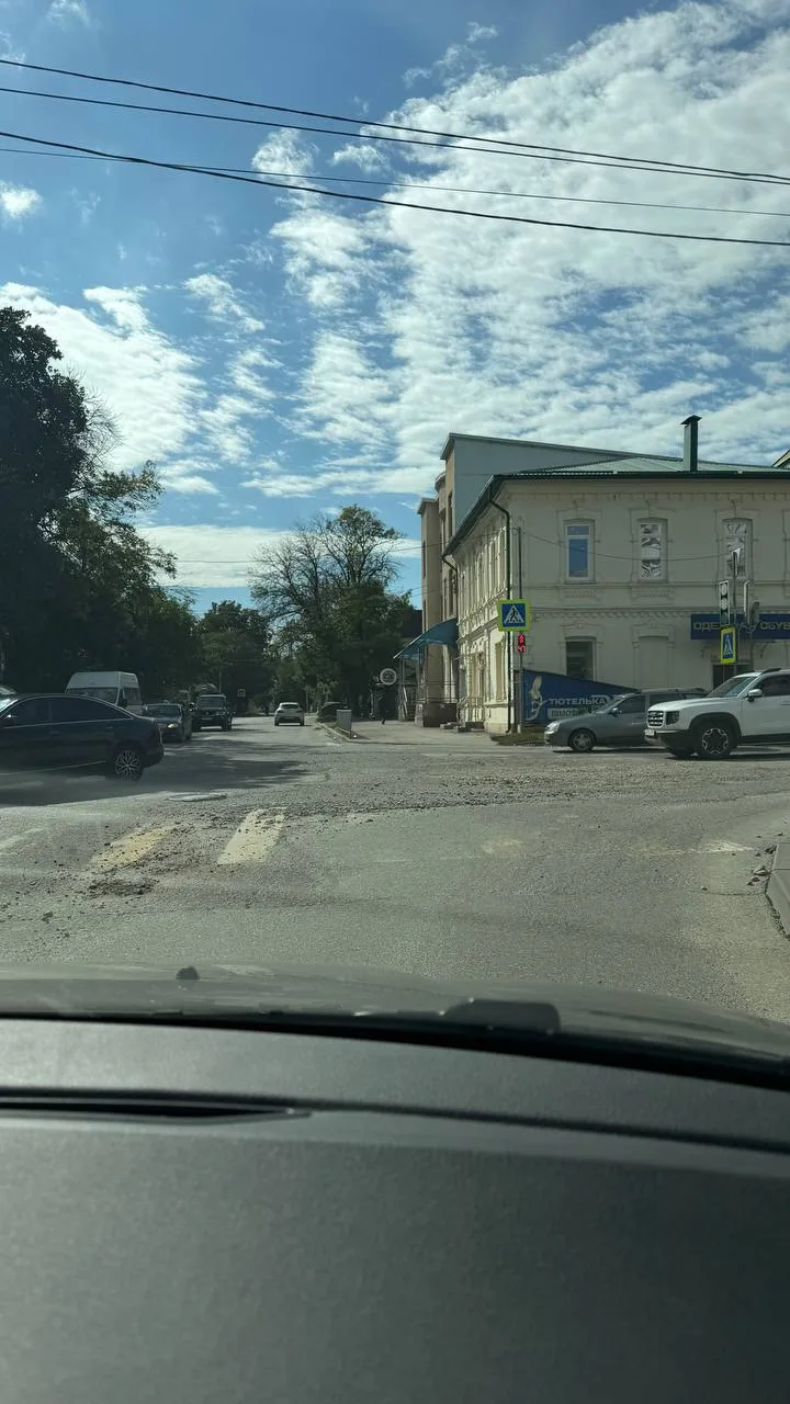 🚧 На перекрёстке Кисловодской и Большой Боргустанской остаются проблемы